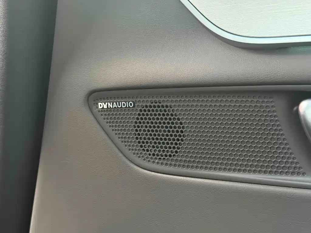 BYD Han — миниатюра 18