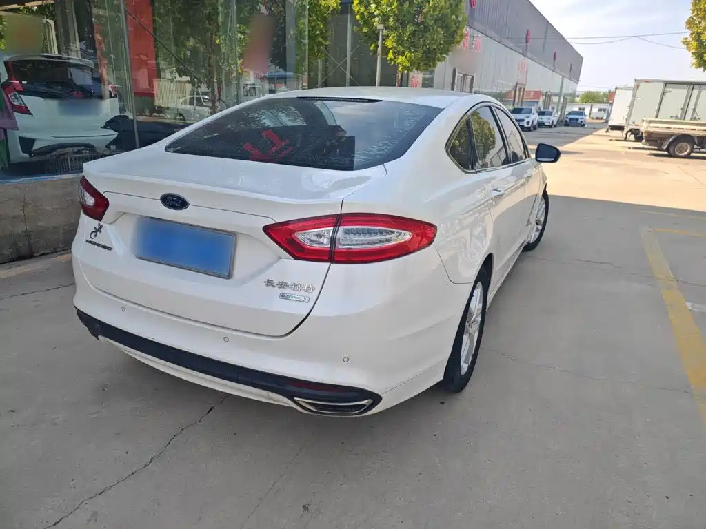 Ford Mondeo — миниатюра 23