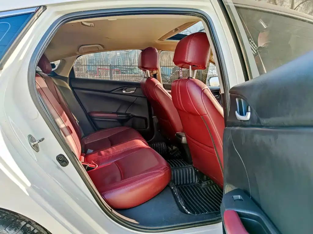 Honda Civic — миниатюра 11