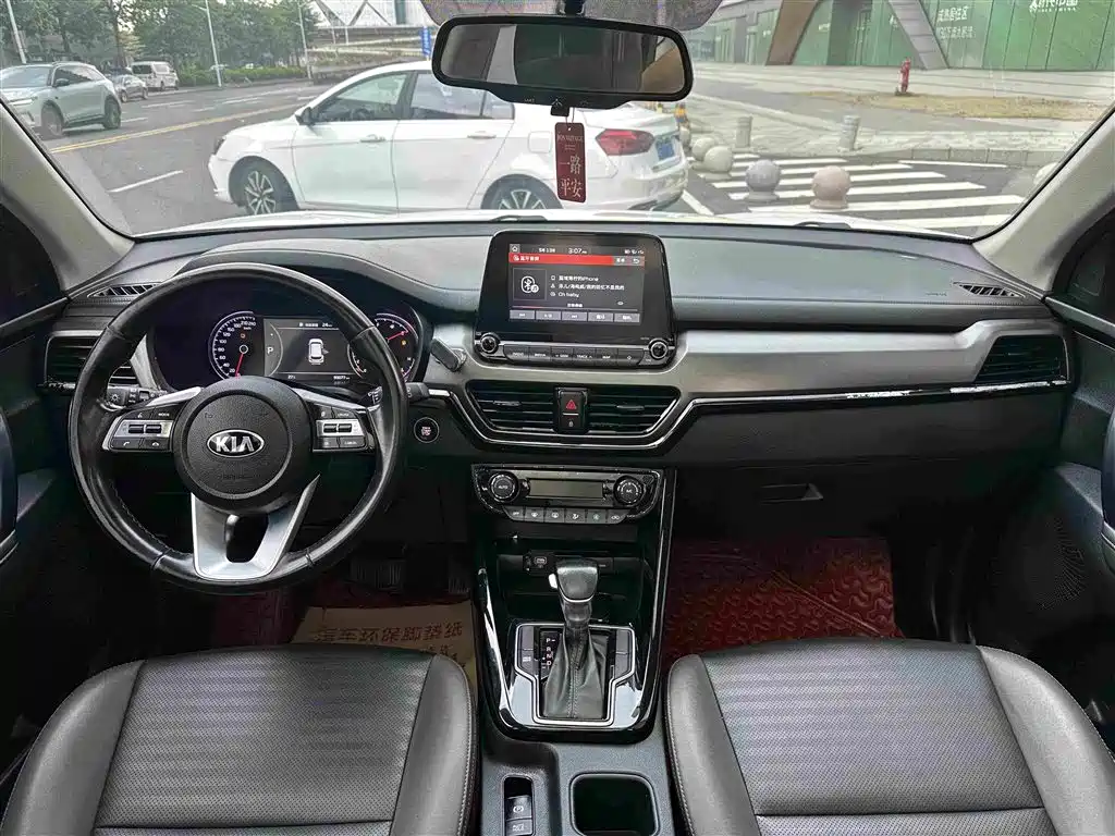 Kia Sportage — миниатюра 5