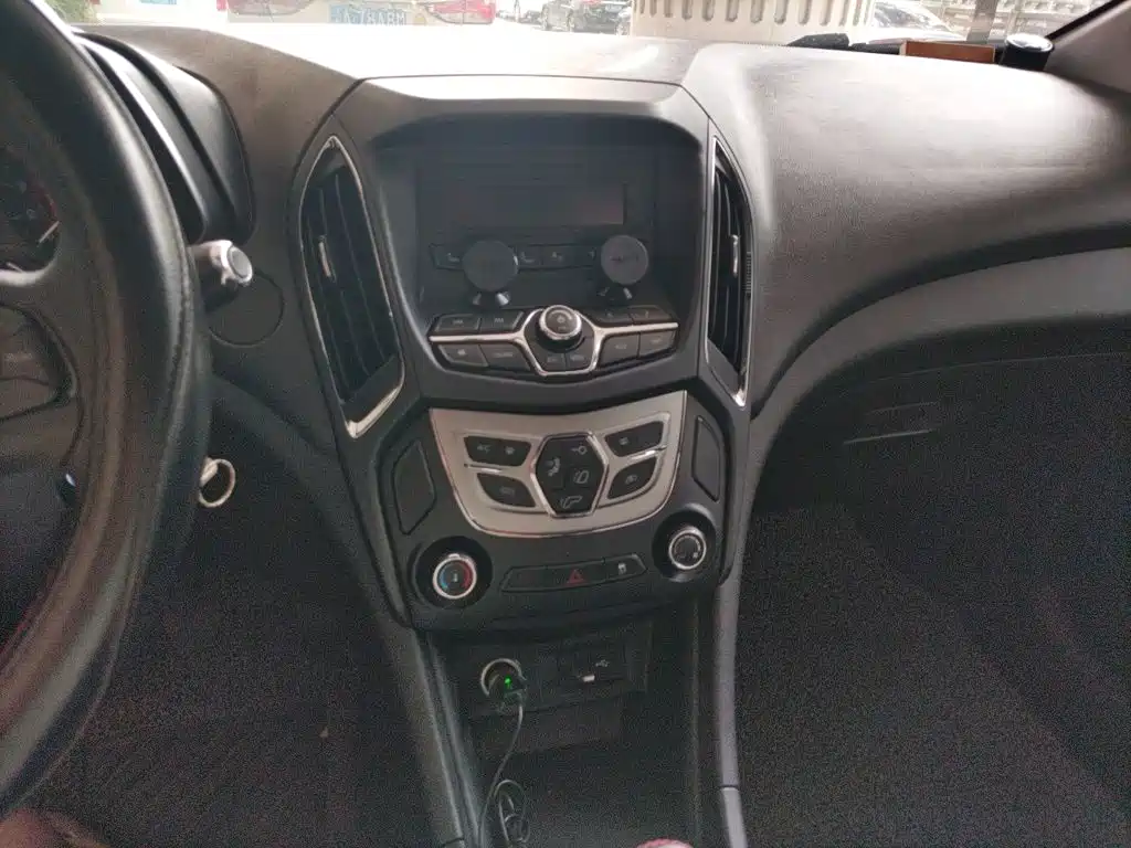 Chery Arrizo 5 — миниатюра 9