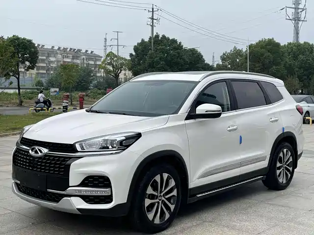 CHERY TIGGO 8