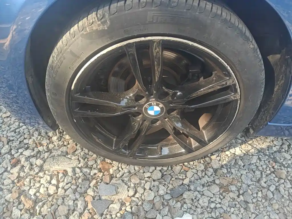 BMW 3 Series — миниатюра 23