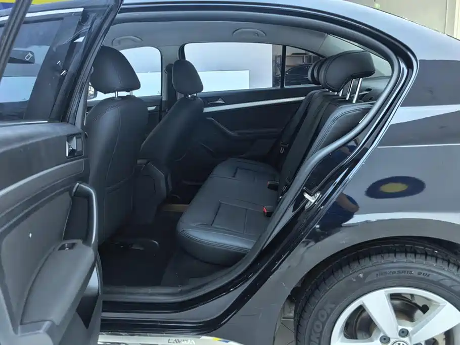 Volkswagen Lavida — миниатюра 11