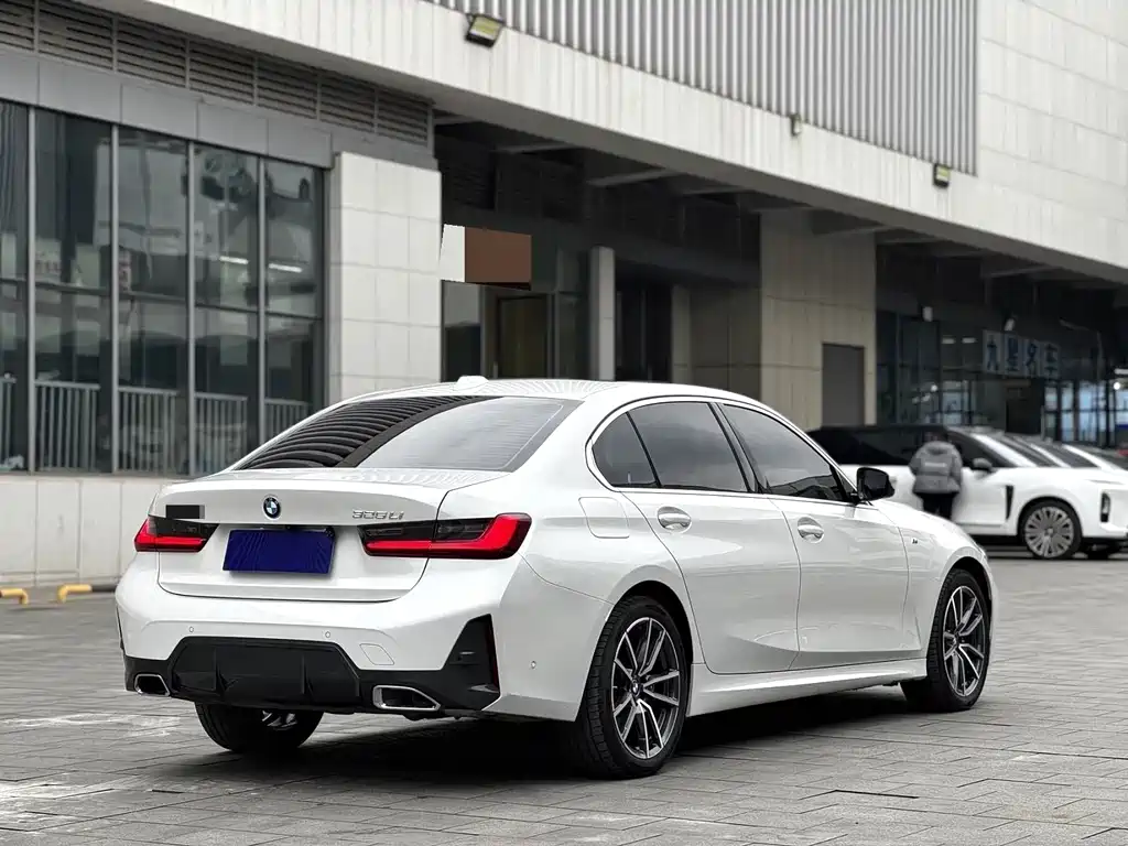 BMW 3 Series — миниатюра 9