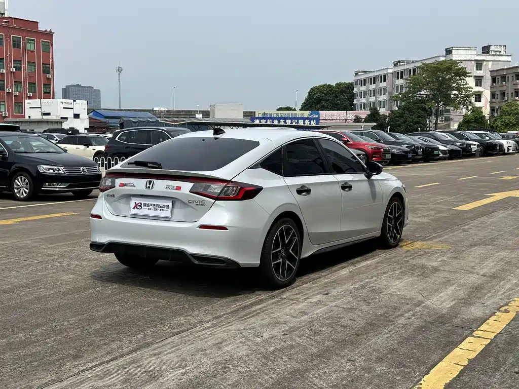 Honda Civic — миниатюра 6