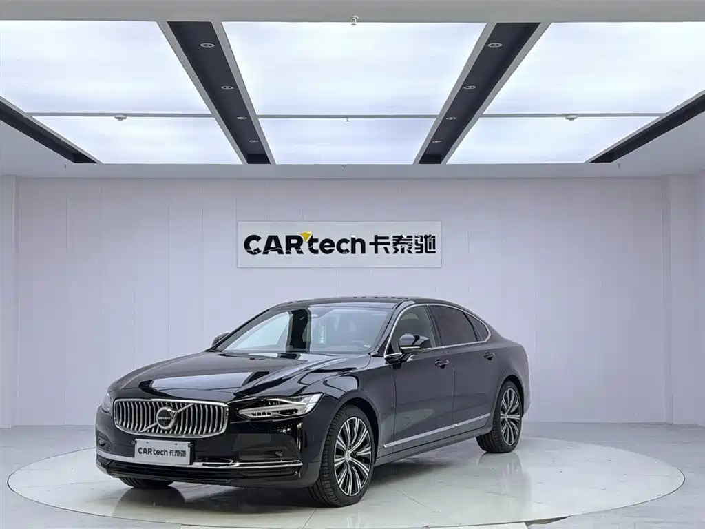 Volvo S90 2024