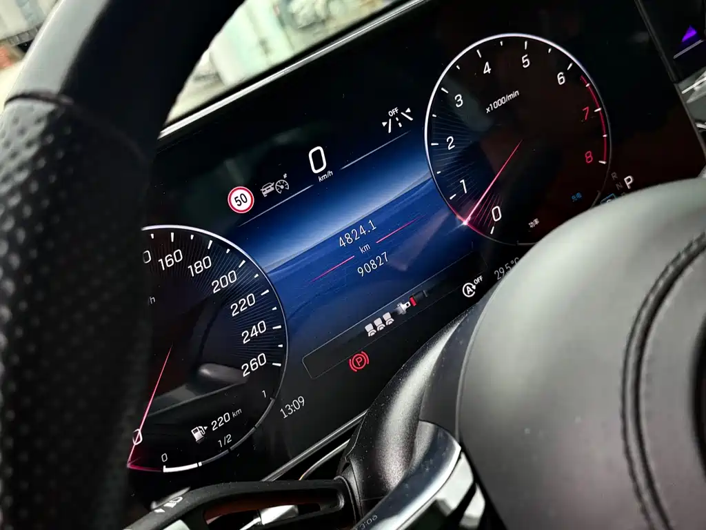 Mercedes-Benz S-Class — миниатюра 11