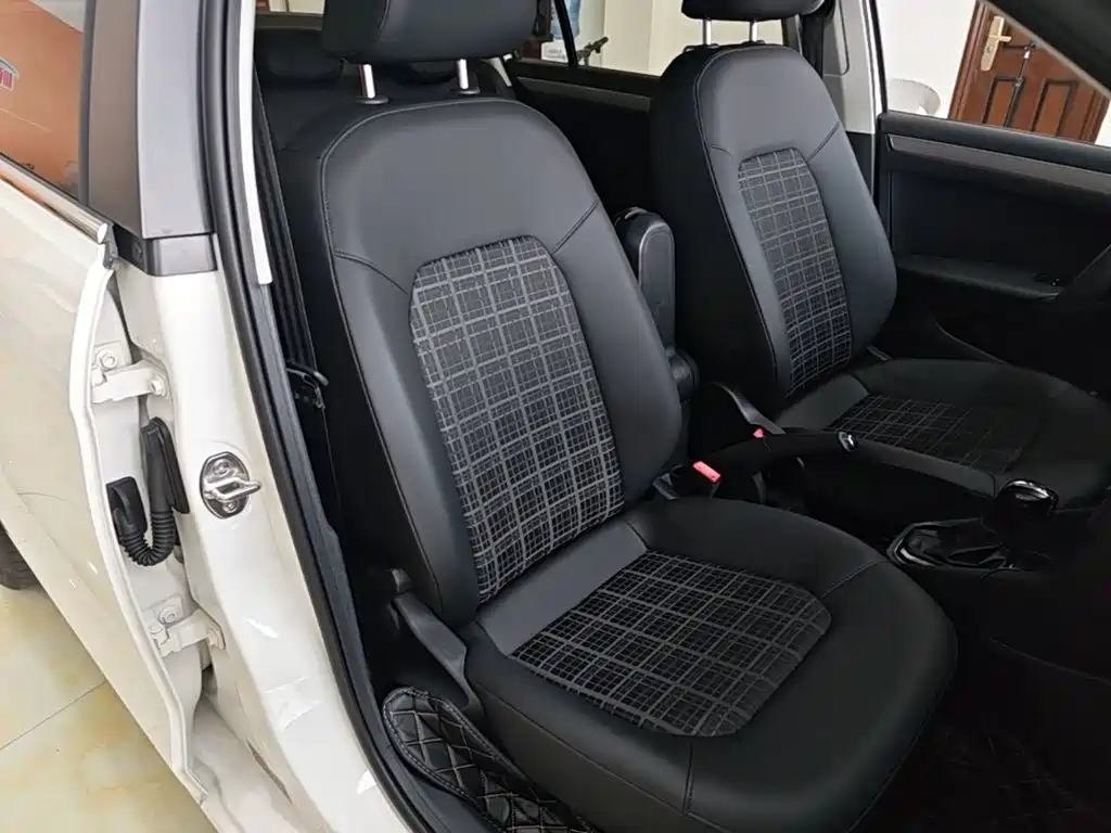 Volkswagen Jetta — миниатюра 25