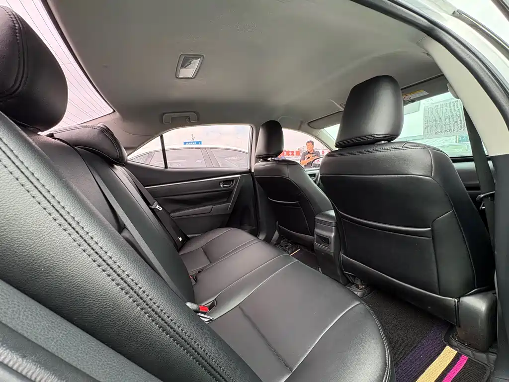 Toyota Corolla — миниатюра 4