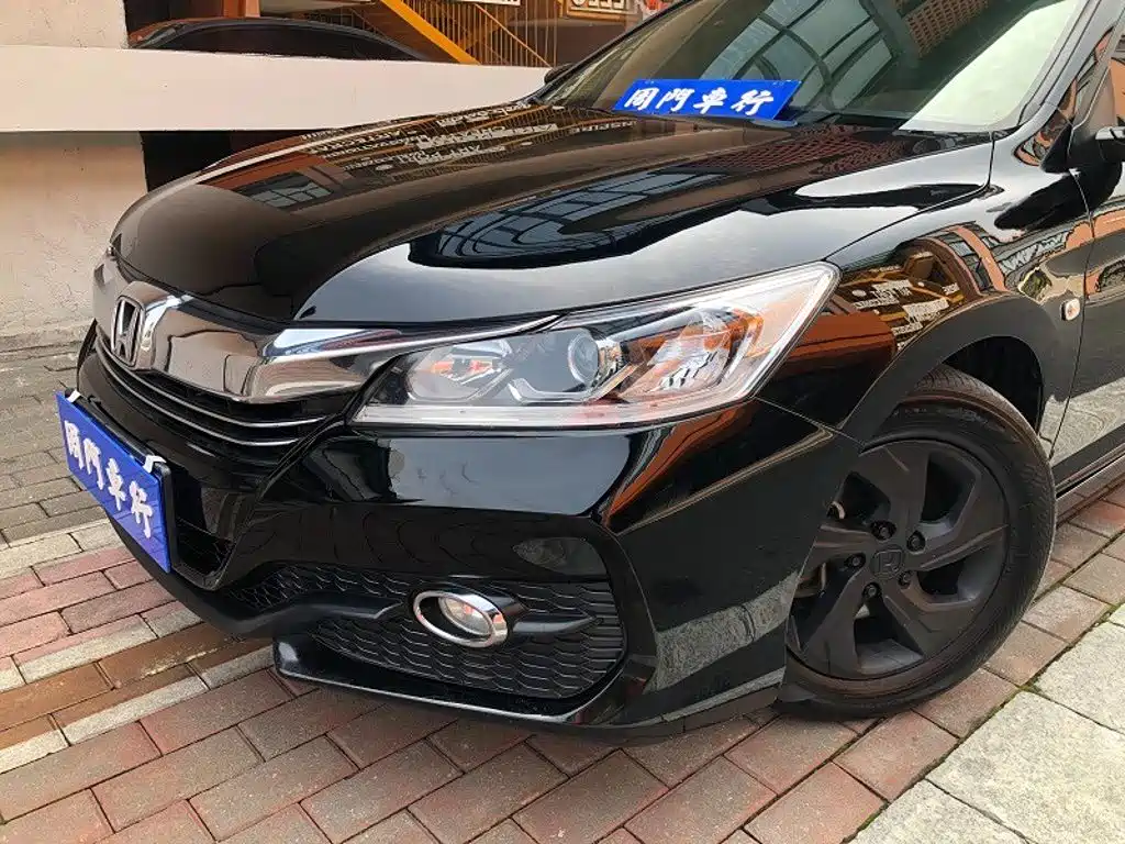 Honda Accord — миниатюра 3