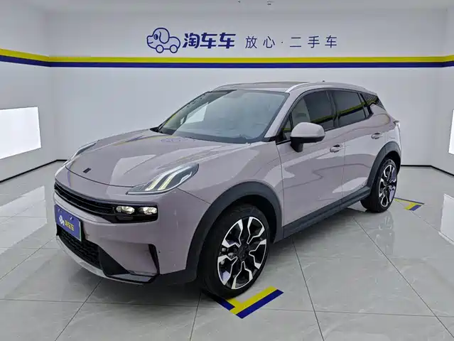 2022 Lynk & Co 06