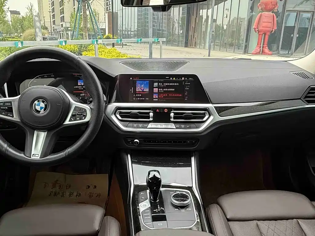 BMW 3 Series — миниатюра 3