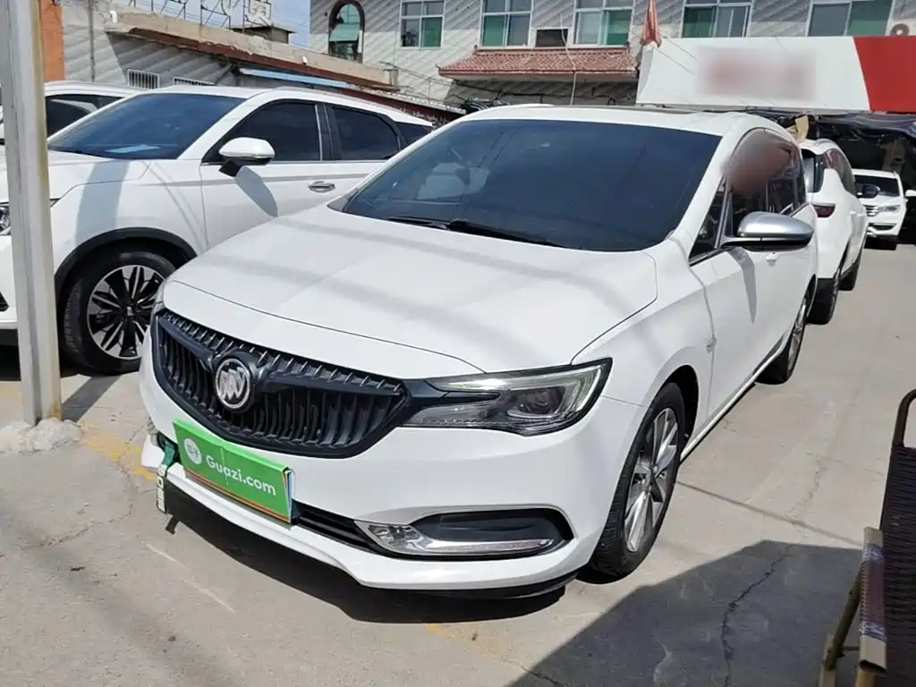Buick GL6
