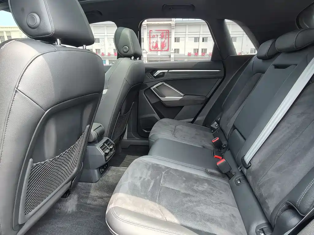 Audi Q3 2022 35 TFSI Fashion