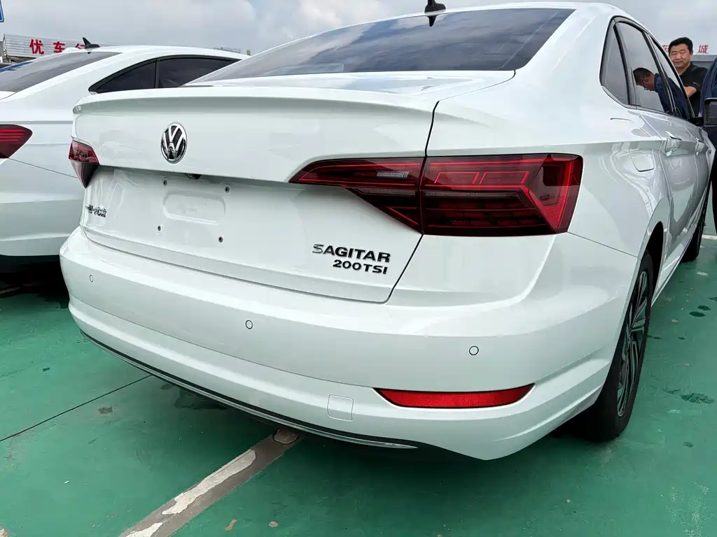 Volkswagen Sagitar — миниатюра 12