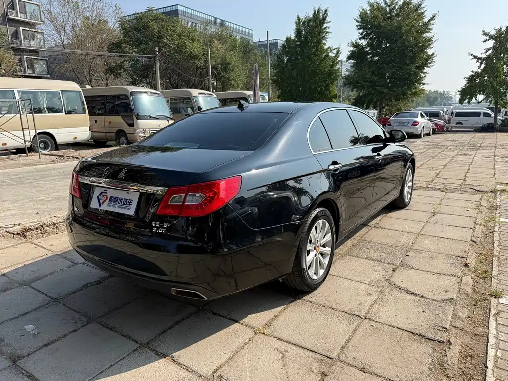 Hongqi Hongqi H7 — миниатюра 4