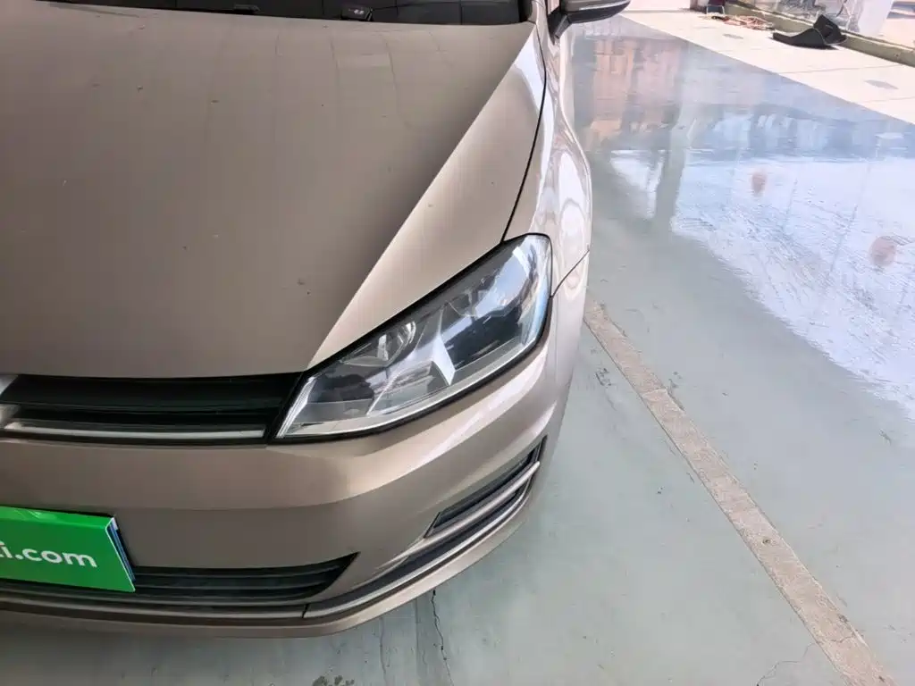 Volkswagen Golf — миниатюра 24