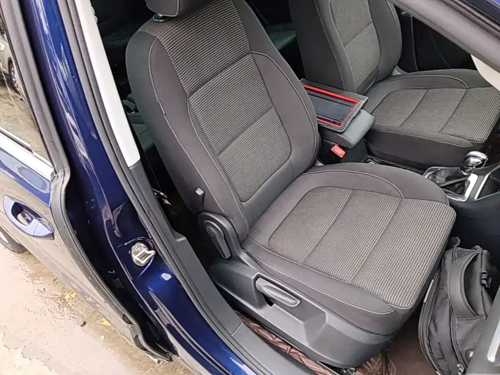 Volkswagen Sharan — миниатюра 25