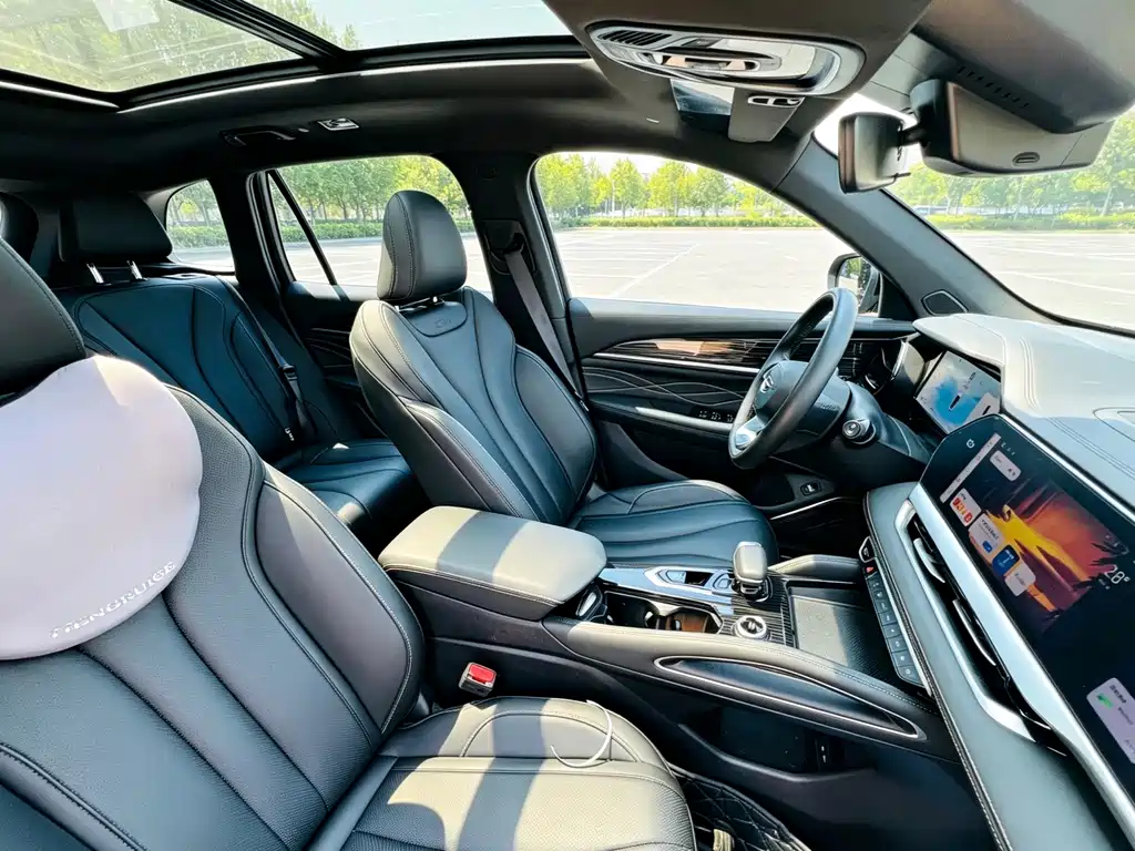 Geely Xingyue L — миниатюра 14