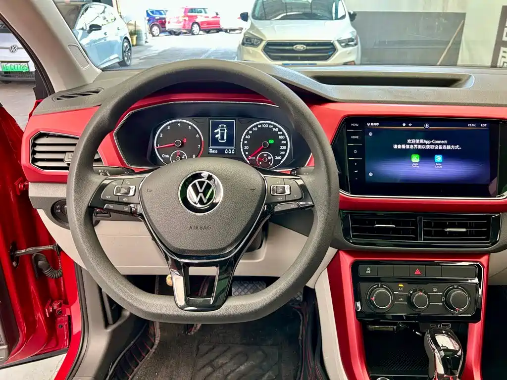 Volkswagen T-Cross — миниатюра 13