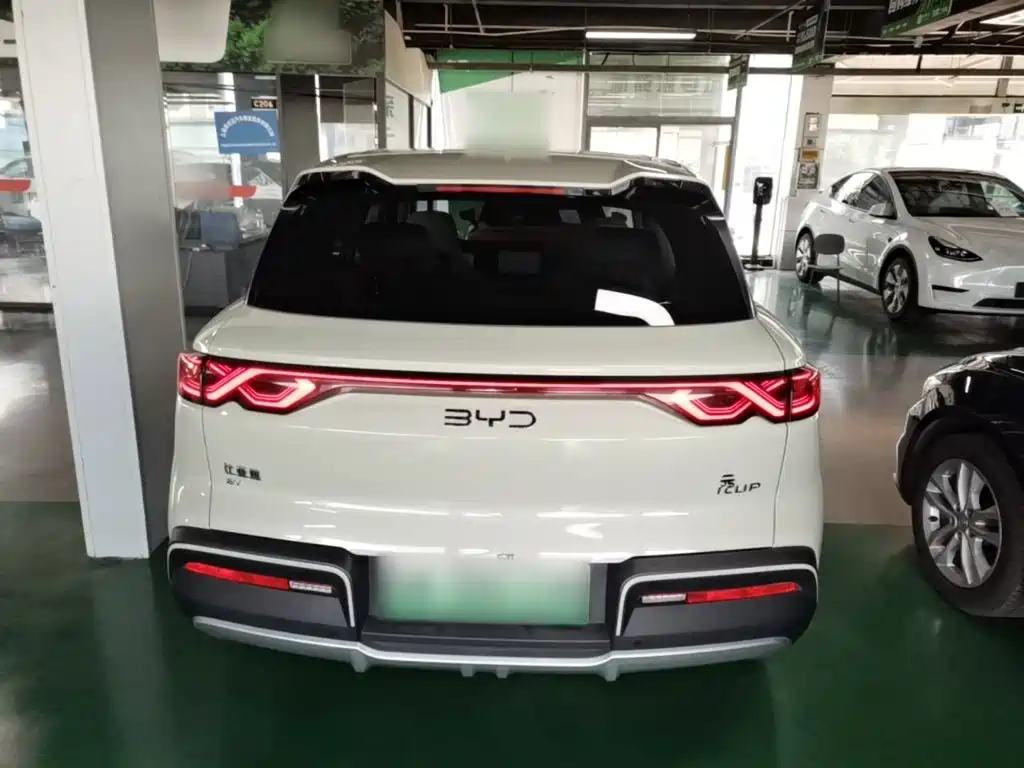 BYD Yuan UP — миниатюра 6