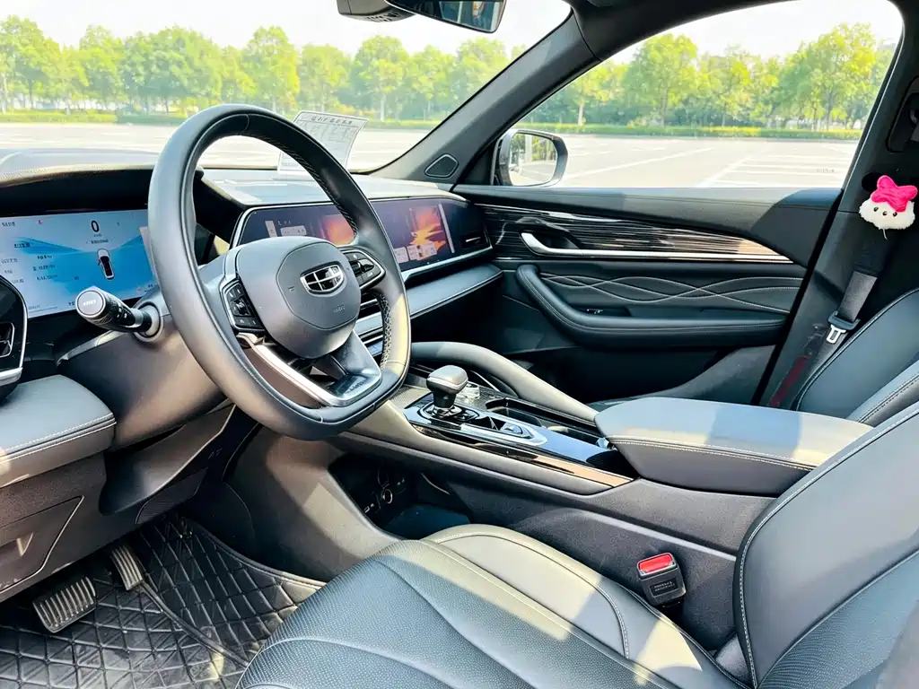 Geely Xingyue L — миниатюра 8