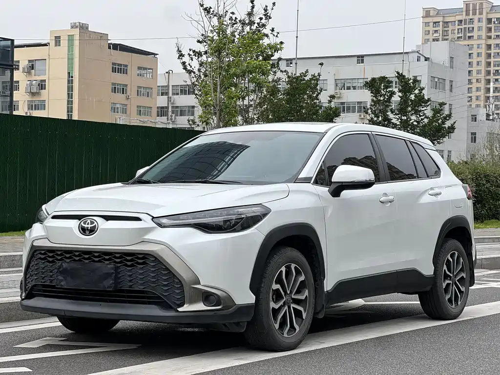 Toyota Frontlander 2022