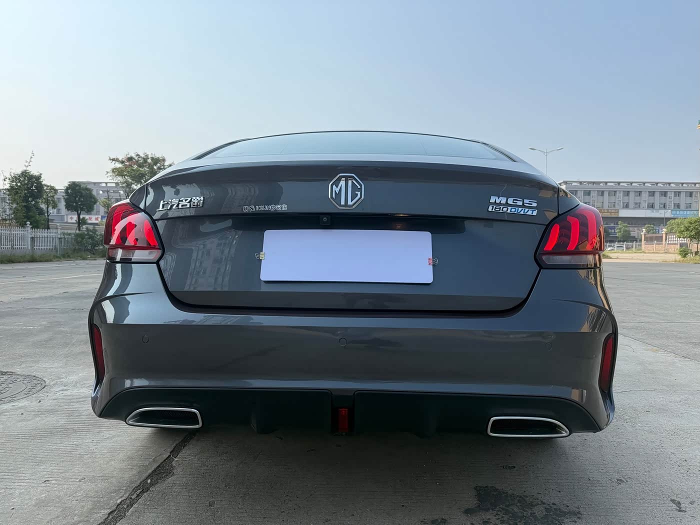 MG MG5 1.5 л 2024 г. шампань/коричневый, пробег 20000 км