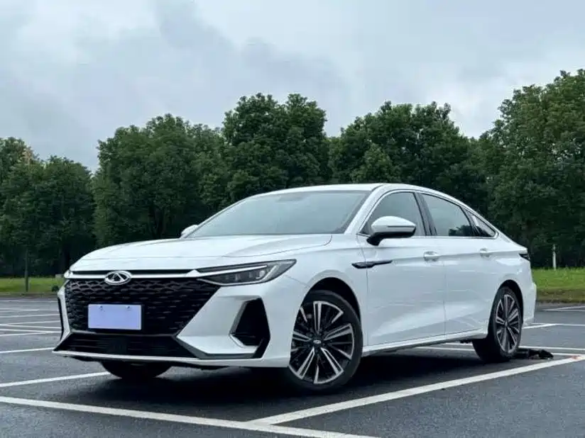 Chery Arrizo 8