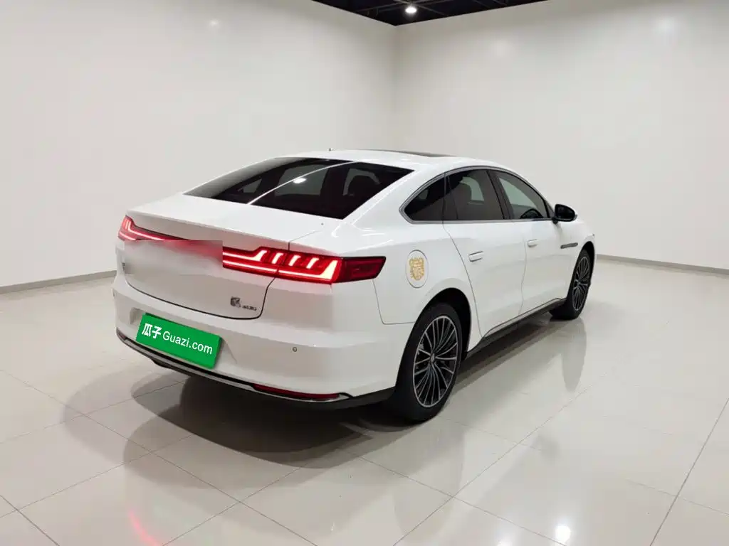 BYD Han — миниатюра 4