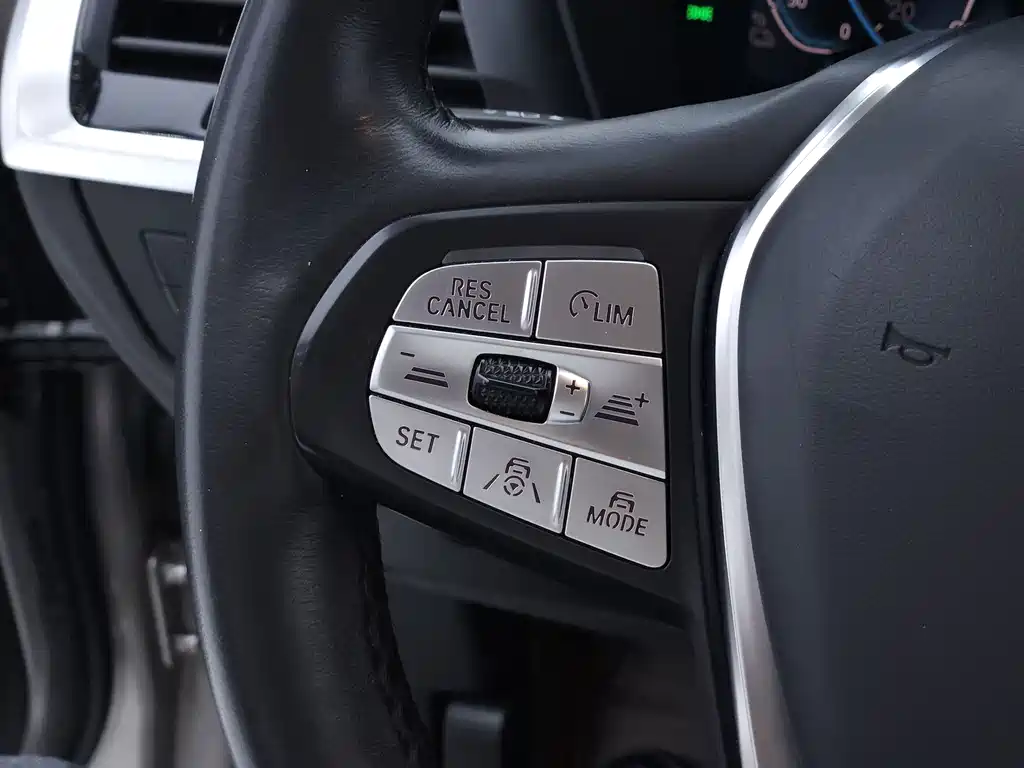 BMW iX3 — миниатюра 19