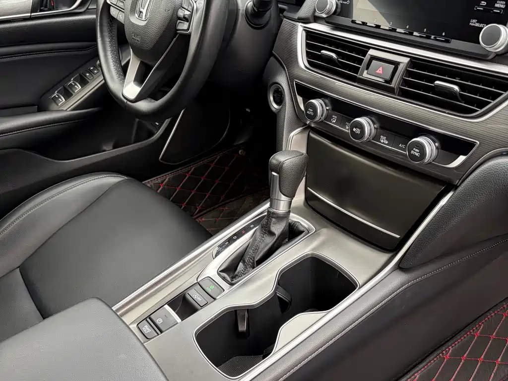 Honda Accord — миниатюра 14