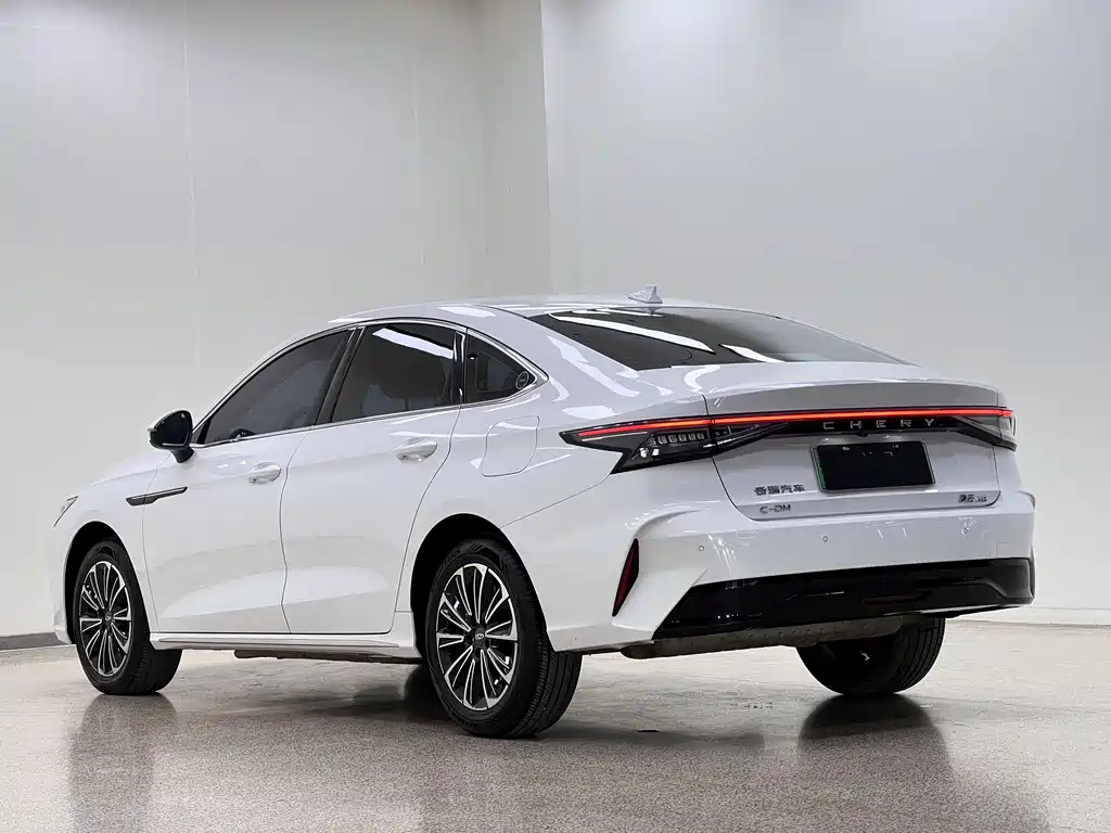 CHERY FENGYUN A8
