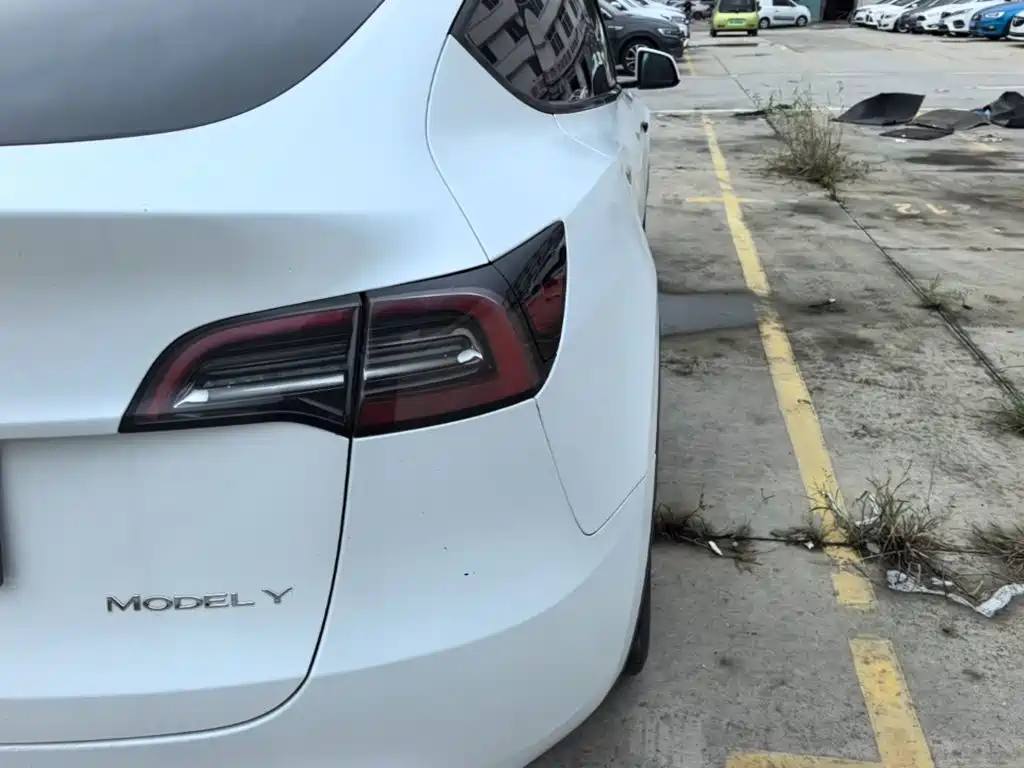 Tesla Model Y — фотографии объявления, Фото 19