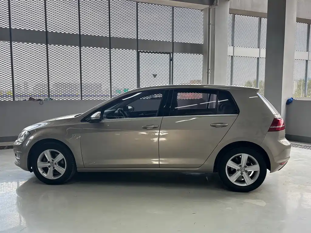 Volkswagen Golf — миниатюра 15