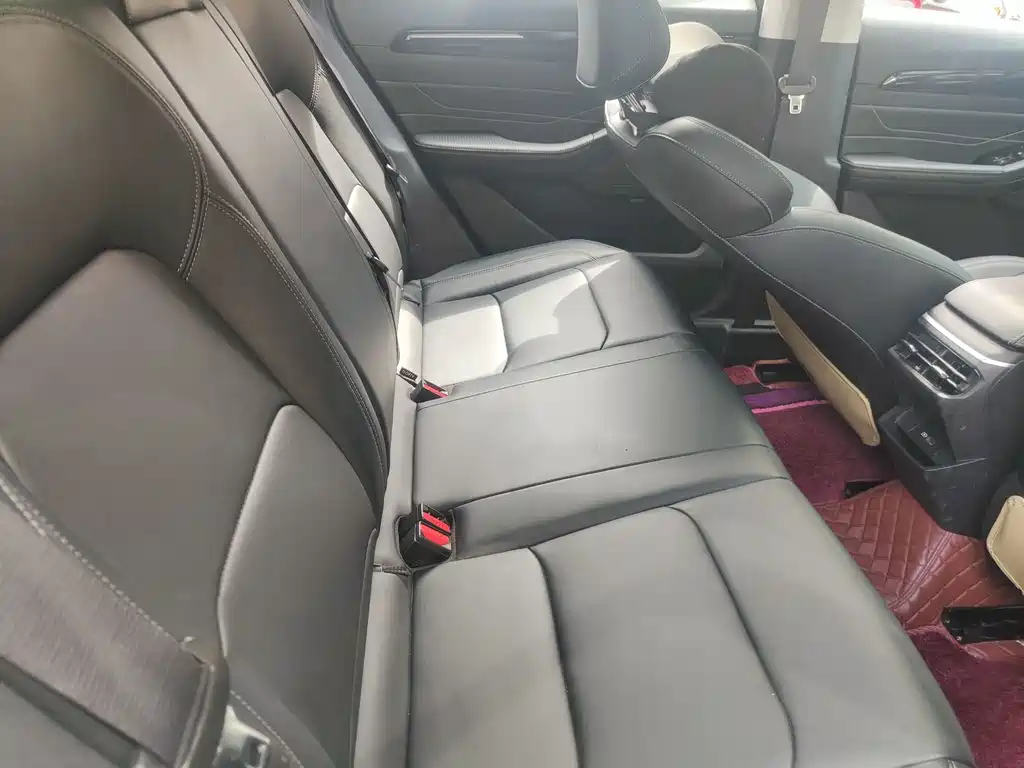 Geely Emgrand — миниатюра 10