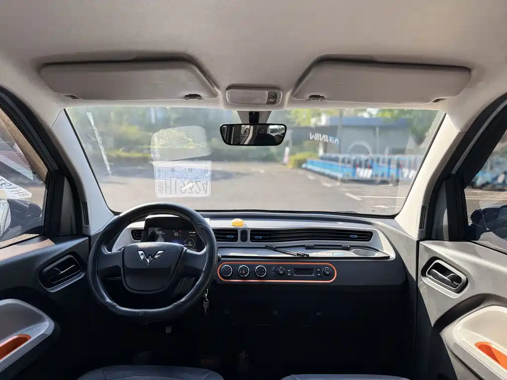 Wuling MINIEV — миниатюра 8