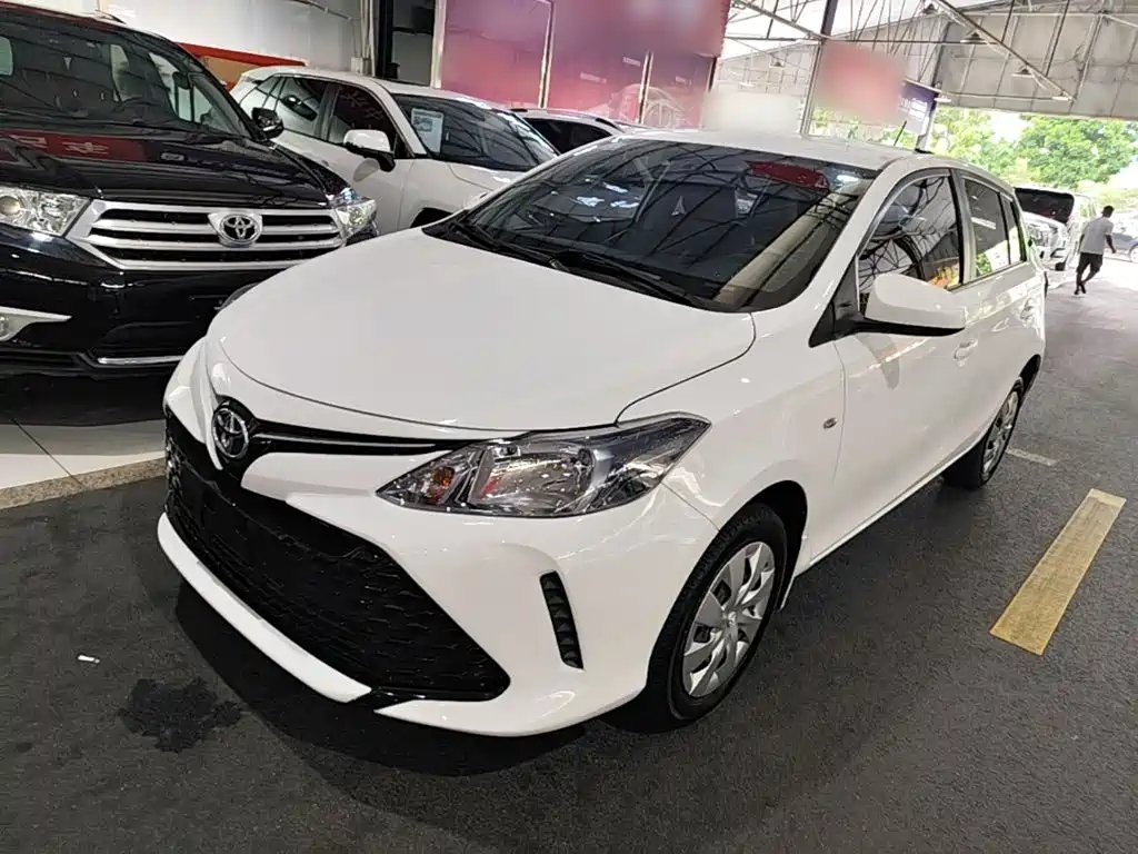 Toyota Vios FS — миниатюра 2
