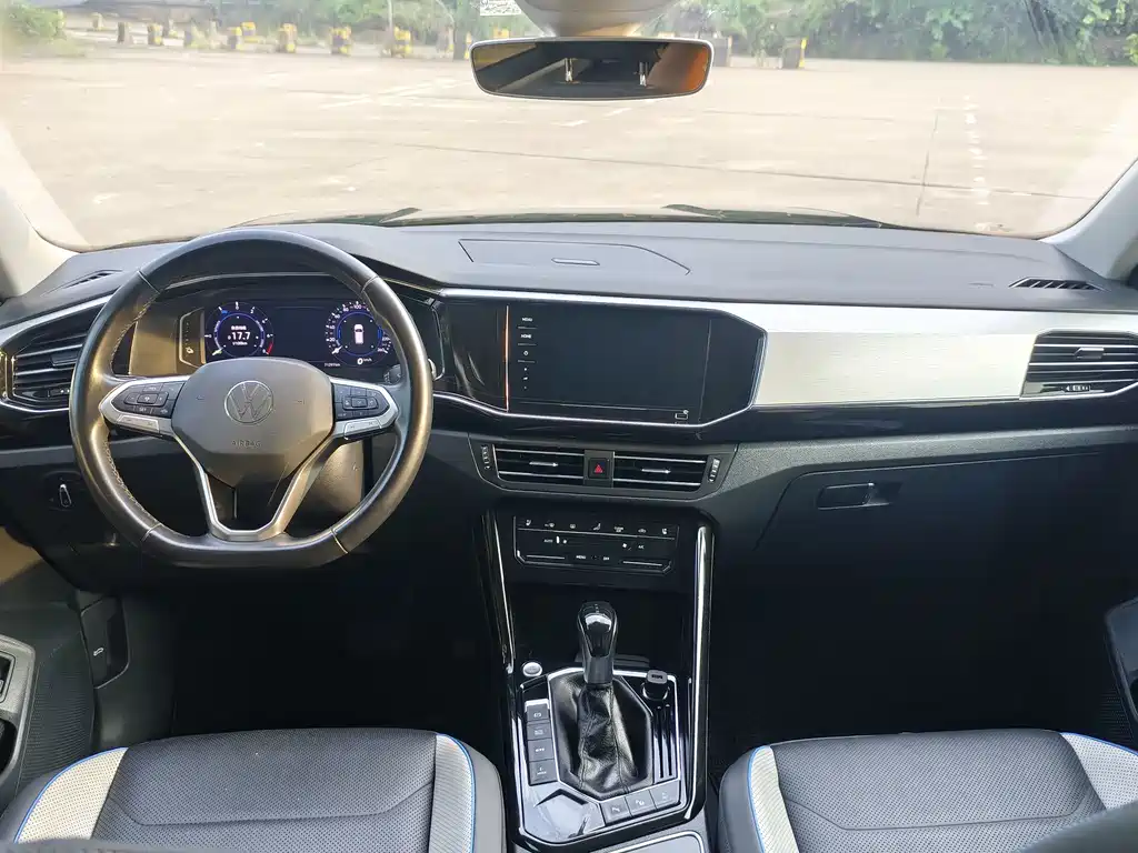 Volkswagen Tayron GTE — миниатюра 6