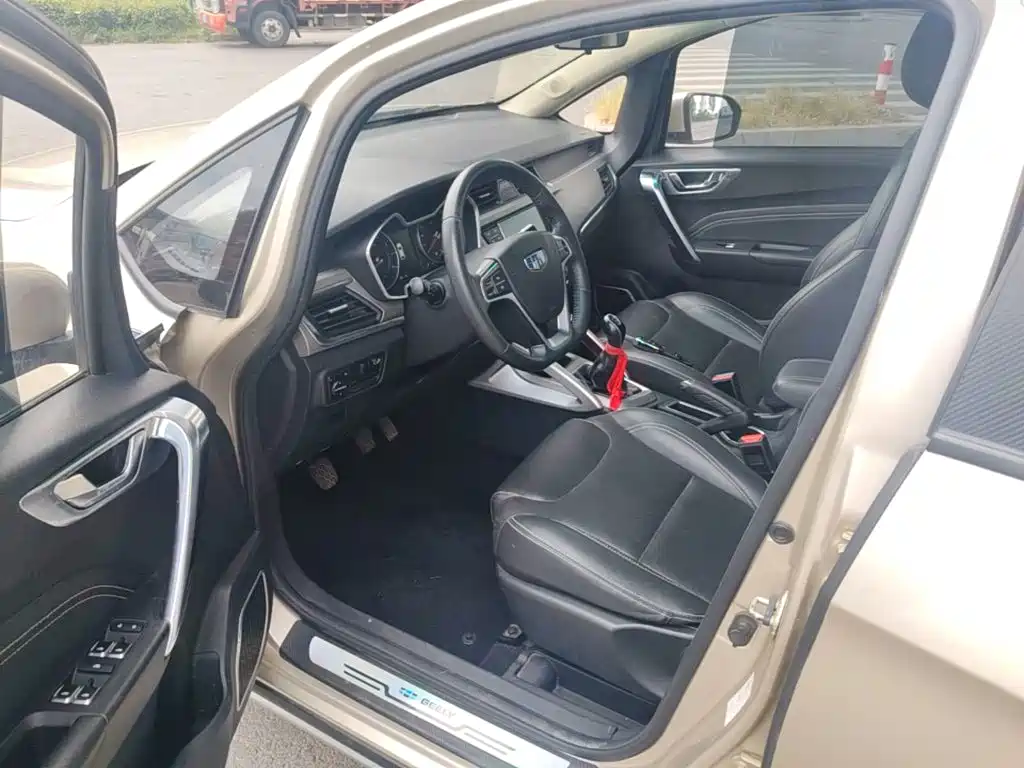 Geely Vision X3 — миниатюра 16