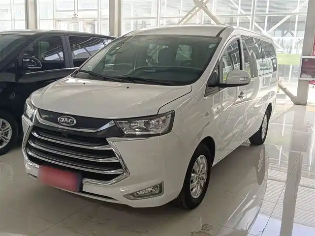 JAC Motors RUIFENG M4