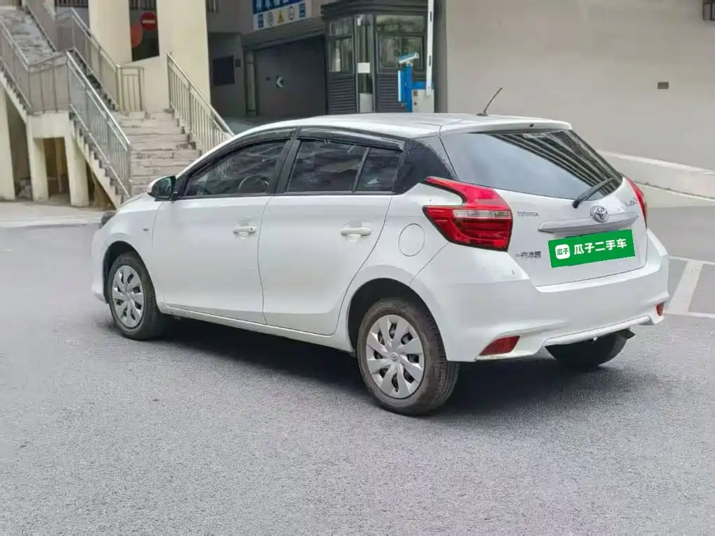 Toyota Vios FS — миниатюра 5