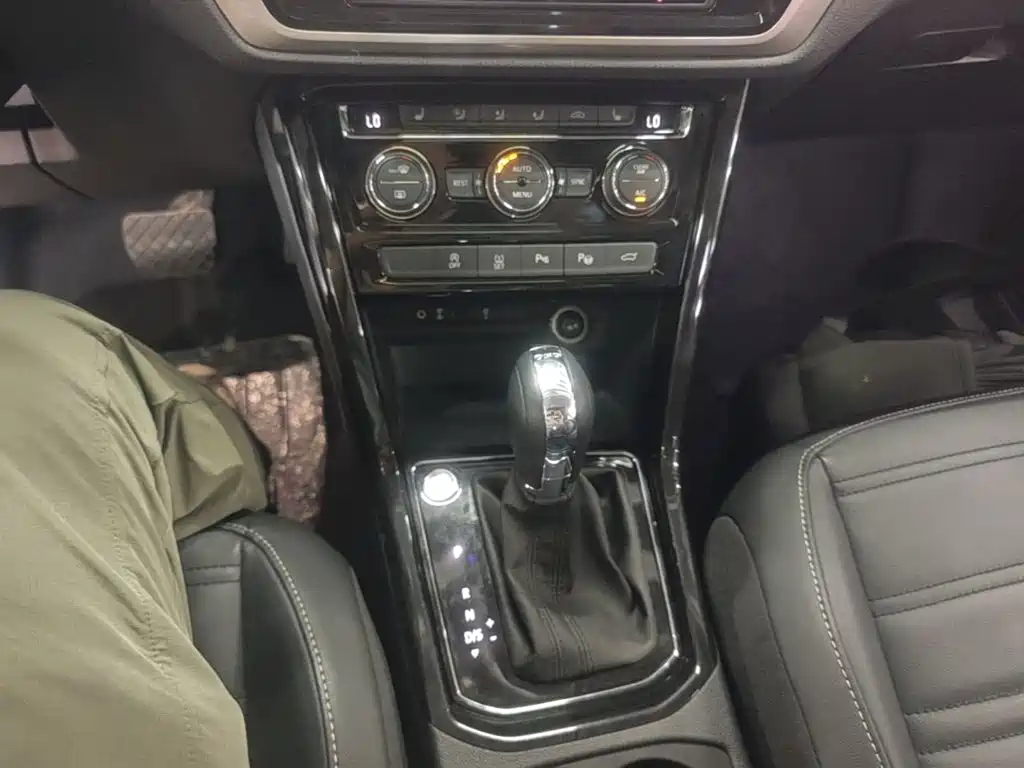 Volkswagen Touran — миниатюра 14