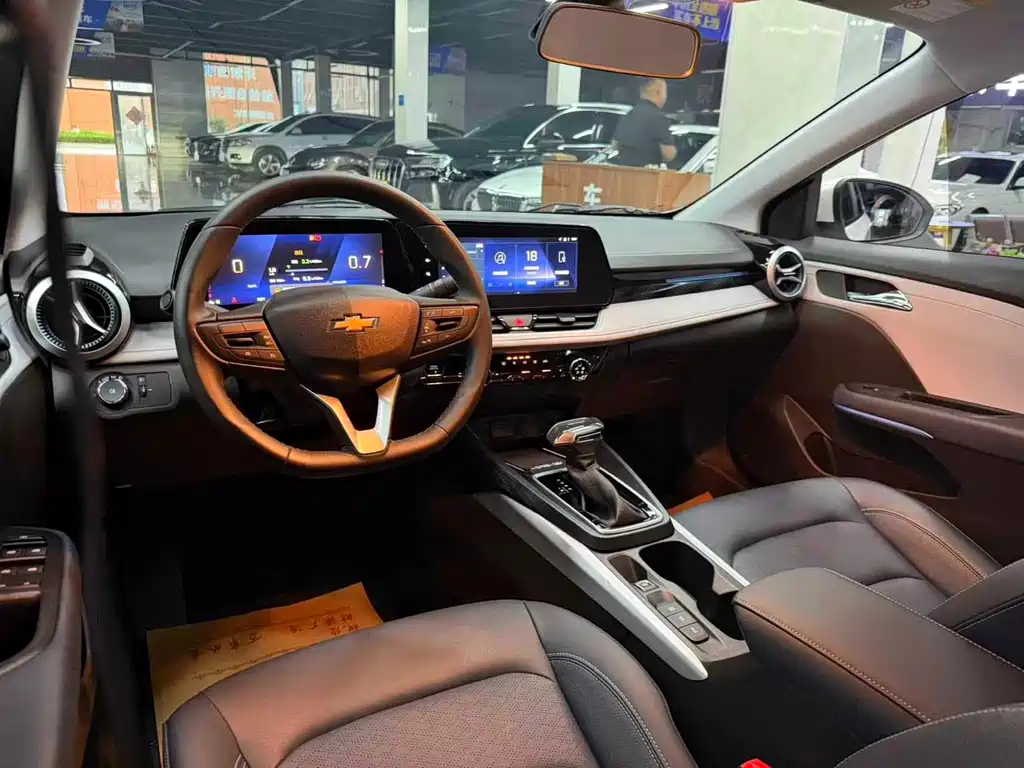 Chevrolet Monza — миниатюра 9