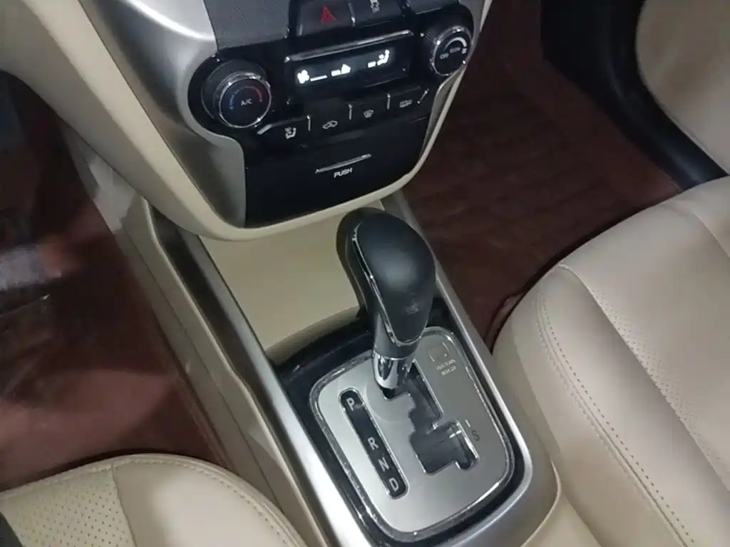 Changan Eado — миниатюра 14