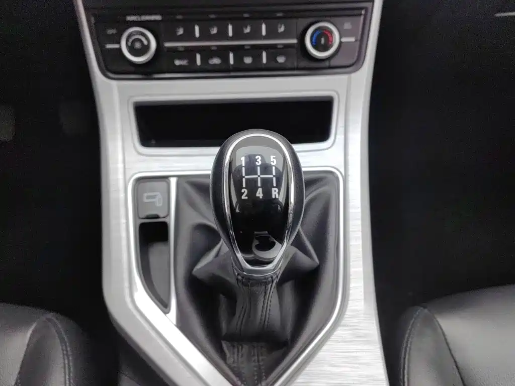 Geely Vision — миниатюра 13