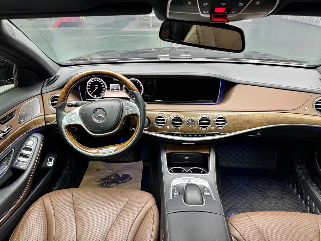 Mercedes-Benz S-Class — миниатюра 7