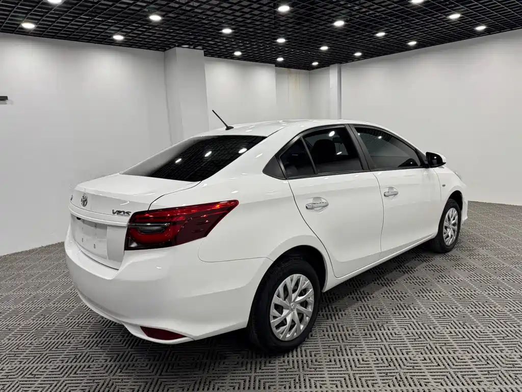 TOYOTA VIOS