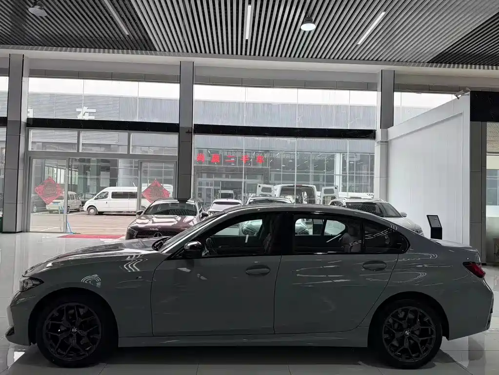 BMW 3 Series 3 2025 330Li M Sport